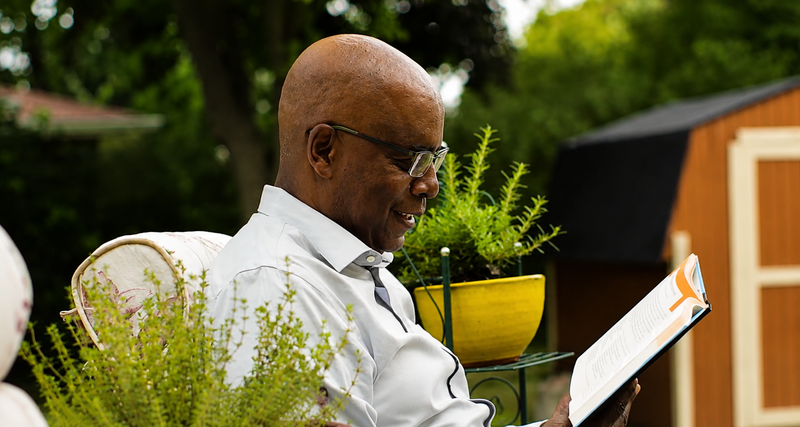 reader clip-on lenses add on-demand magnification 