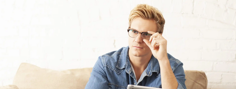What Are Reader Clip-On Lenses?